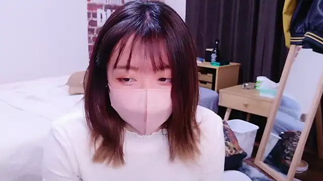 ayu yu xo online show from 13, 3, 2025