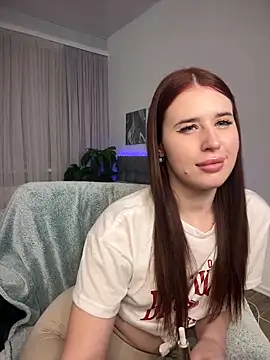 Snapshot of Milkissss chatting on 2, 3, 2025 Milkissss online show from 2, 3, 2025