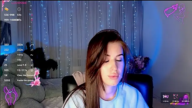 Snapshot of Milkissss chatting on 13, 9, 2025 Milkissss online show from 13, 9, 2025