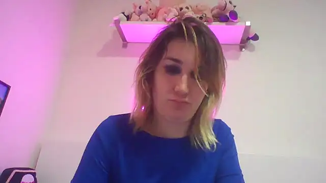 Icy  Diamond online show from 20, 10, 2025