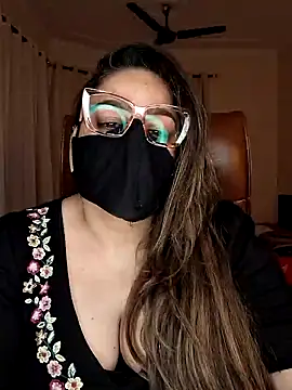 SEXY-Sardarni online show from 3, 1, 2025