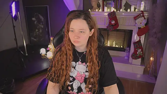 Snapshot of carolina_elf chatting on 19, 12, 2025 carolina elf online show from 19, 12, 2025