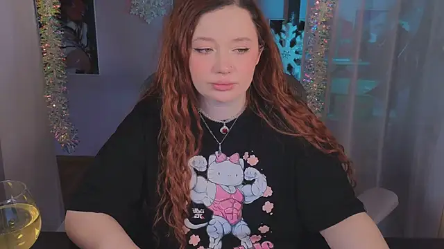 Snapshot of carolina_elf chatting on 21, 12, 2025 carolina elf online show from 21, 12, 2025