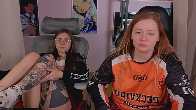 Snapshot of carolina_elf chatting on 1, 2, 2026 carolina elf online show from 1, 2, 2026