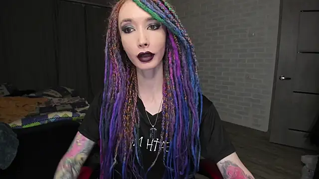 Roxy Silver online show from 9, 1, 2025