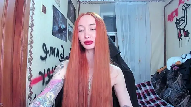 Roxy Silver online show from 8, 3, 2025