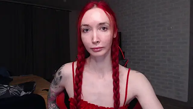 Snapshot of Roxy_Silver chatting on 24, 4, 2026 Roxy Silver online show from 24, 4, 2026