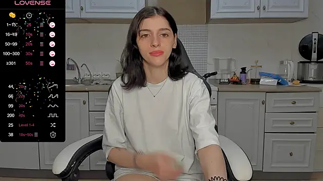 Snapshot of broosnica1 chatting on 10, 1, 2025 broosnica1 online show from 10, 1, 2025