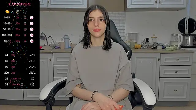 Snapshot of broosnica1 chatting on 23, 1, 2025 broosnica1 online show from 23, 1, 2025