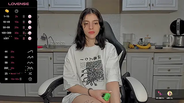 Snapshot of broosnica1 chatting on 25, 1, 2025 broosnica1 online show from 25, 1, 2025