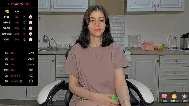 Snapshot of broosnica1 chatting on 29, 1, 2025 broosnica1 online show from 29, 1, 2025