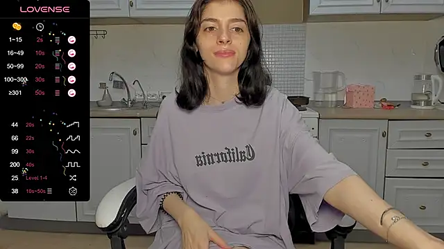 Snapshot of broosnica1 chatting on 3, 2, 2025 broosnica1 online show from 3, 2, 2025