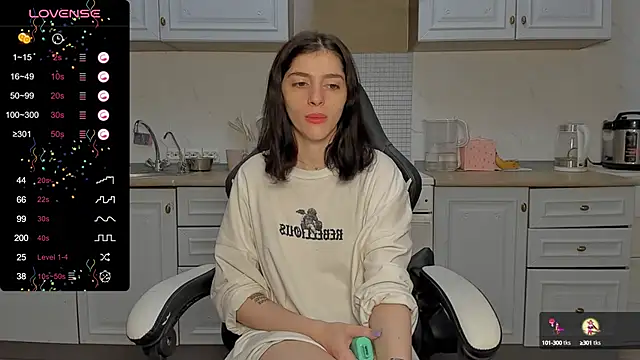 Snapshot of broosnica1 chatting on 5, 2, 2025 broosnica1 online show from 5, 2, 2025