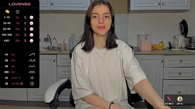 Snapshot of broosnica1 chatting on 11, 2, 2025 broosnica1 online show from 11, 2, 2025