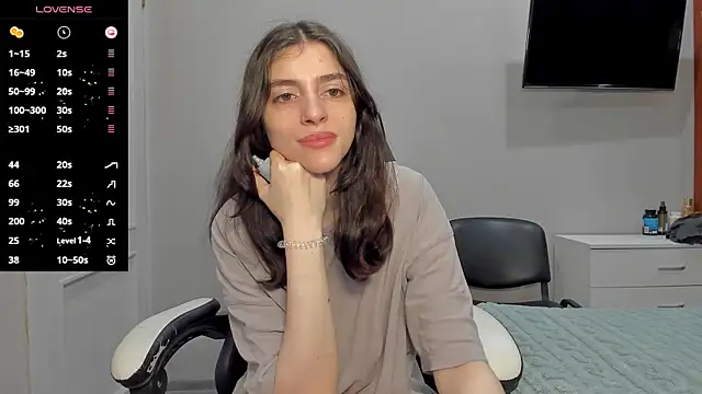 Snapshot of broosnica1 chatting on 14, 10, 2025 broosnica1 online show from 14, 10, 2025