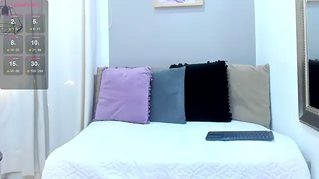  AlejaCruz  online show from 13, 2, 2025