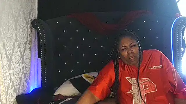 msyvette1970xh online show from 10, 12, 2024