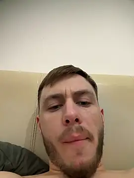 Snapshot of Julian128 chatting on 22, 2, 2025 Julian128 online show from 22, 2, 2025