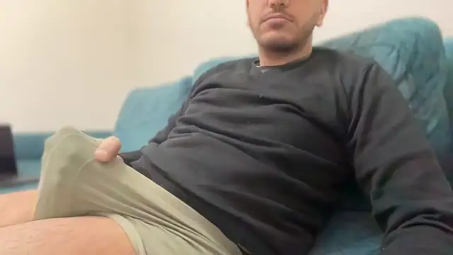 Snapshot of Mooka69 chatting on 25, 2, 2025 Mooka69 online show from 25, 2, 2025