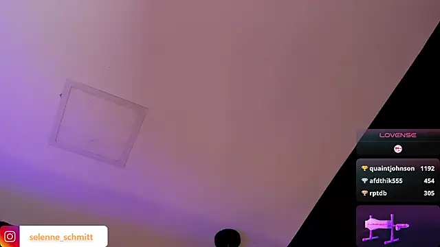 Snapshot of selenne_schmitt chatting on 12, 3, 2025 selenne schmitt online show from 12, 3, 2025