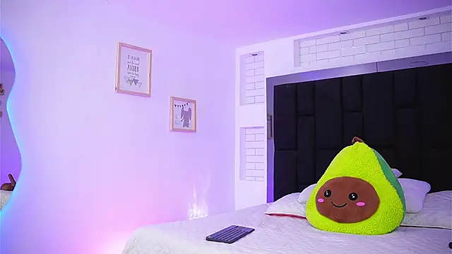 Marianamonroe  online show from 16, 9, 2025