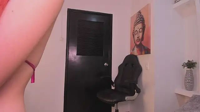 jenaa  online show from 28, 2, 2026