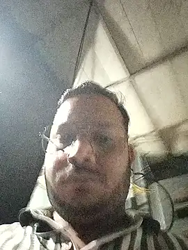 DeepakXxxR86 online show from 5, 3, 2026