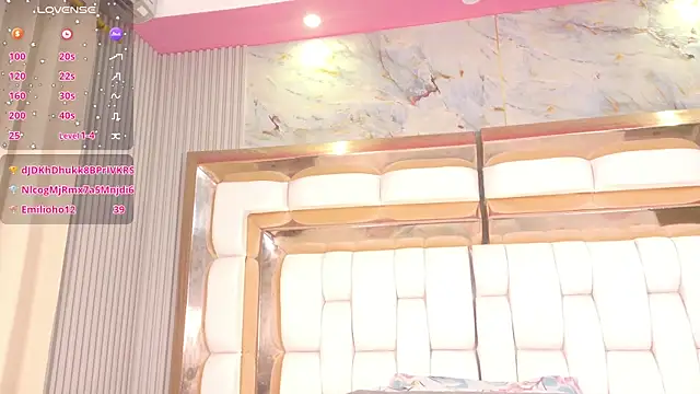 Snapshot of kinkyhousewifee chatting on 25, 2, 2026 kinkyhousewifee online show from 25, 2, 2026