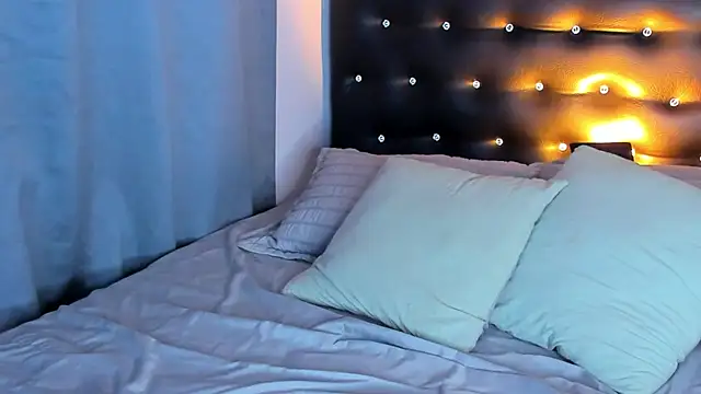 Snapshot of alicerizooo chatting on 12, 3, 2025 alicerizooo online show from 12, 3, 2025