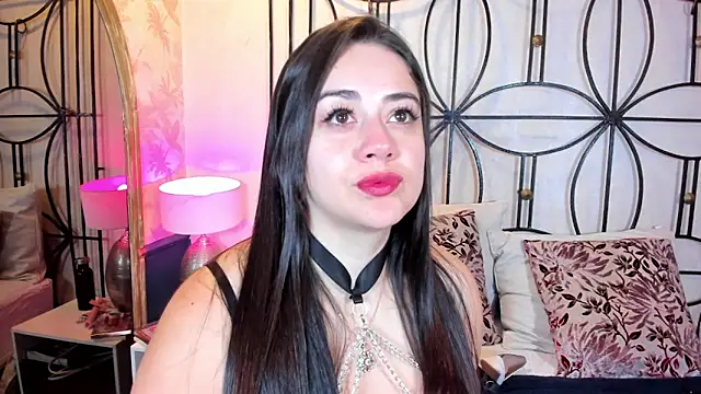 nahomi sweett online show from 22, 11, 2025