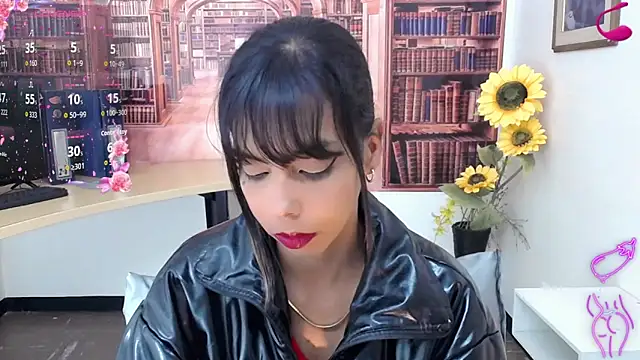 Snapshot of Catalella_Ar chatting on 28, 10, 2025 Catalella Ar online show from 28, 10, 2025