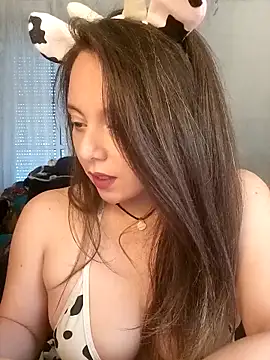 Kimiechanuwu online show from 22, 10, 2025