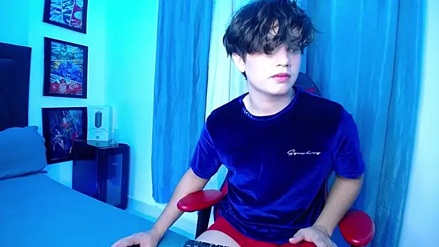 Snapshot of andyboy- chatting on 8, 2, 2025 andyboy- online show from 8, 2, 2025