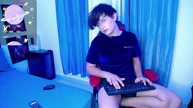 Snapshot of andyboy- chatting on 22, 2, 2025 andyboy- online show from 22, 2, 2025