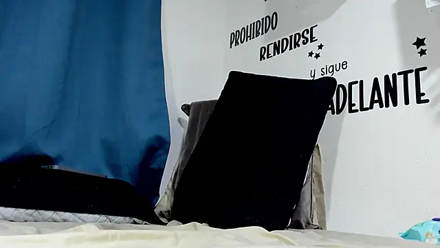 Aronxxs online show from 3, 11, 2025