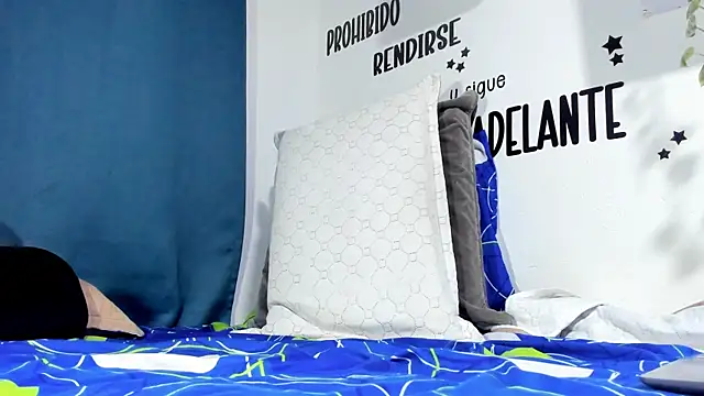 Aronxxs online show from 15, 11, 2025