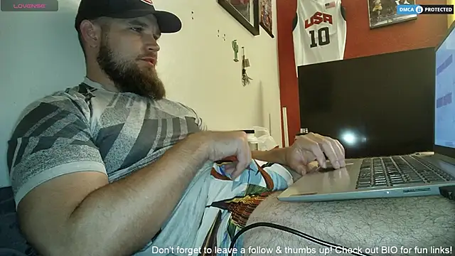 Snapshot of dikdowndaddy chatting on 25, 6, 2026 dikdowndaddy online show from 25, 6, 2026