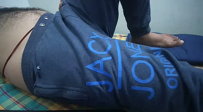 naughtymike0007 online show from 13, 1, 2025