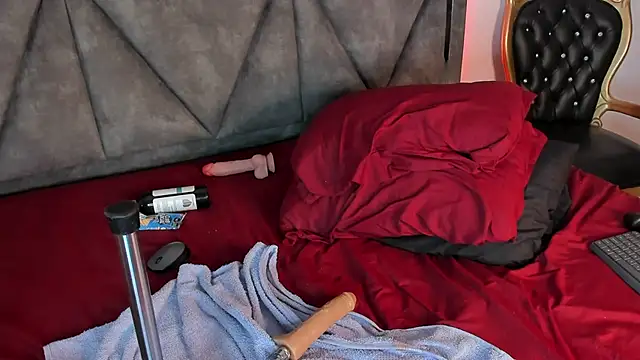 Deiisy Queen online show from 28, 1, 2025