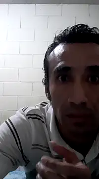 EIGUAP00 online show from 9, 1, 2025