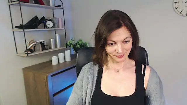 VivianWILD online show from 21, 2, 2025