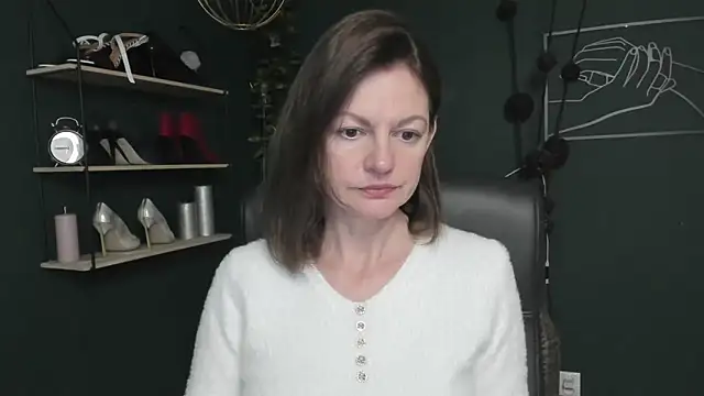 VivianWILD online show from 17, 10, 2025