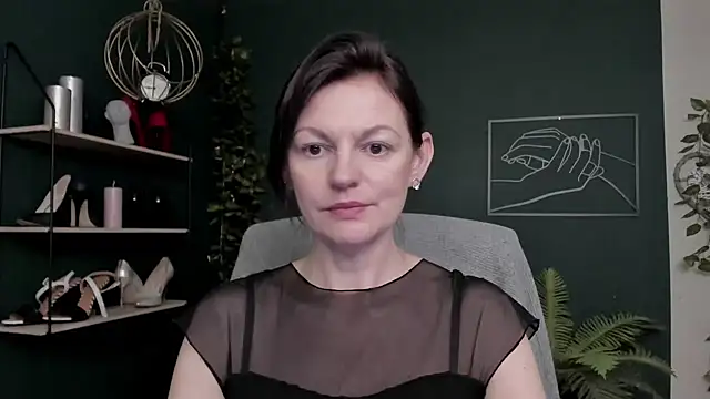 VivianWILD online show from 15, 12, 2025