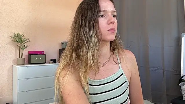 lucie mehott online show from 26, 4, 2026