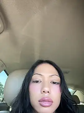 Snapshot of yummyrina chatting on 24, 7, 2026 yummyrina online show from 24, 7, 2026