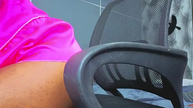 Hilary-banks online show from 24, 10, 2025