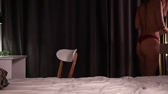 AnnittaStar online show from 12, 12, 2024