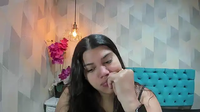 Snapshot of LindaBreeS chatting on 1, 6, 2026 LindaBreeS online show from 1, 6, 2026
