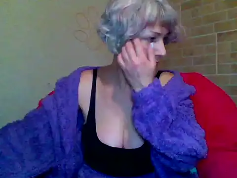 Snapshot of Lorie_Carrie chatting on 28, 12, 2024 Lorie Carrie online show from 28, 12, 2024