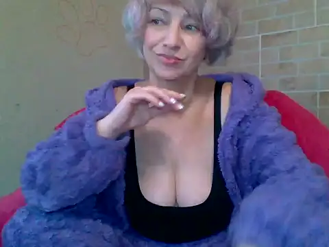 Snapshot of Lorie_Carrie chatting on 9, 1, 2025 Lorie Carrie online show from 9, 1, 2025